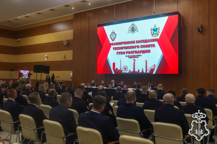 Вопросы развития вневедомственной охраны и внедрения передовых технологий в деятельность Росгвардии рассмотрели во Владивостоке.