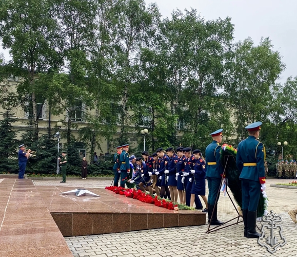 В Приморском крае сотрудники вневедомственной охраны  приняли участие в мероприятиях, посвященных Дню памяти и скорби